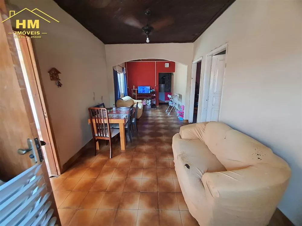 Casa à venda com 2 quartos, 200m² - Foto 6