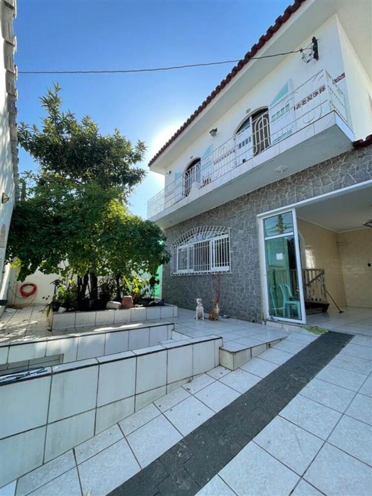 Sobrado, 3 quartos, 275 m² - Foto 1