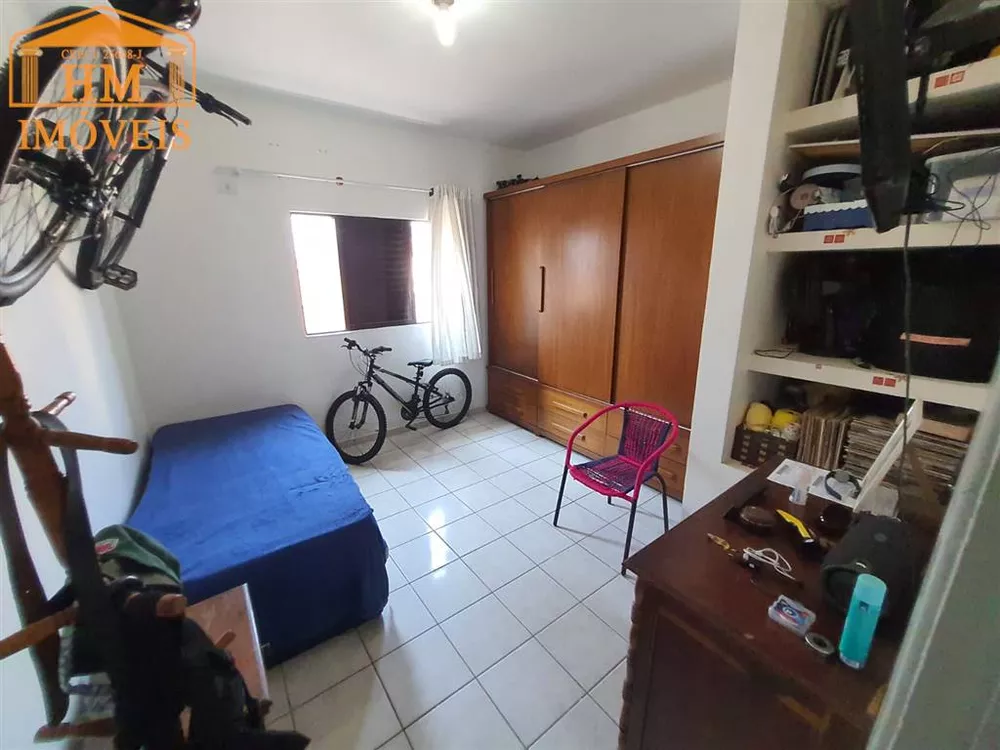 Casa à venda com 2 quartos, 75m² - Foto 4