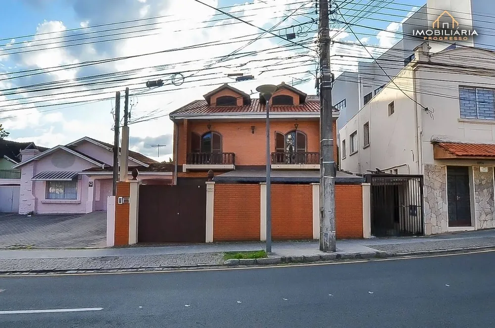 Sobrado, 3 quartos, 313 m² - Foto 1