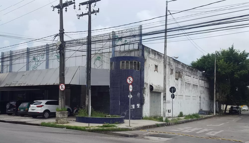 Depósito-Galpão-Armazém para alugar, 950m² - Foto 1