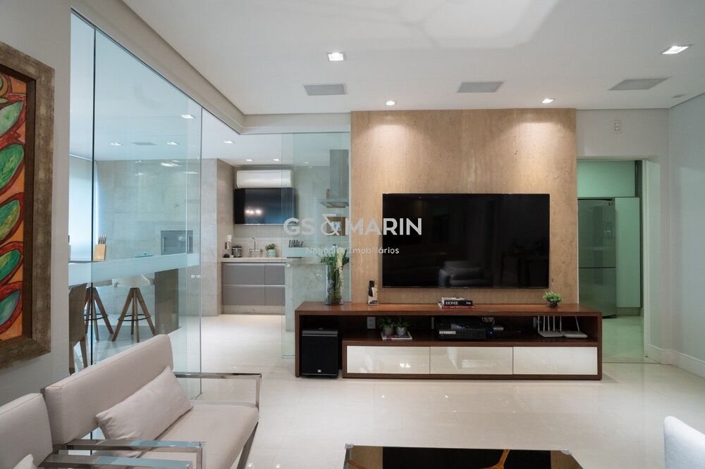 Apartamento, 3 quartos, 220 m² - Foto 1