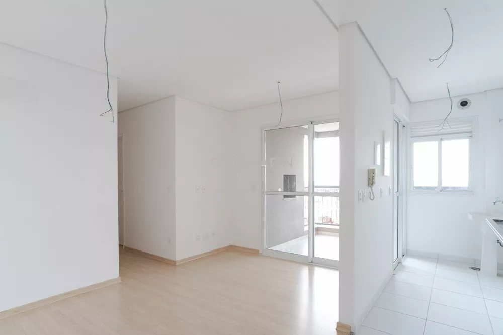 Apartamento à venda com 2 quartos, 57m² - Foto 2