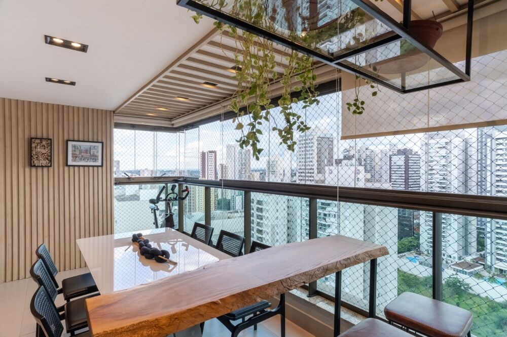 Apartamento à venda com 3 quartos, 136m² - Foto 1