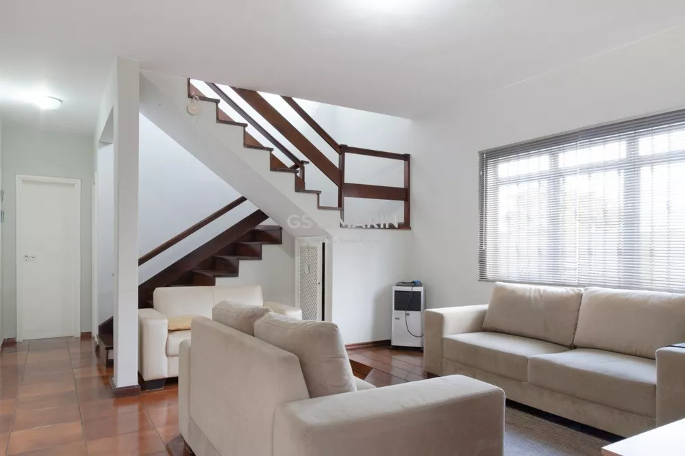 Casa, 4 quartos, 185 m² - Foto 1