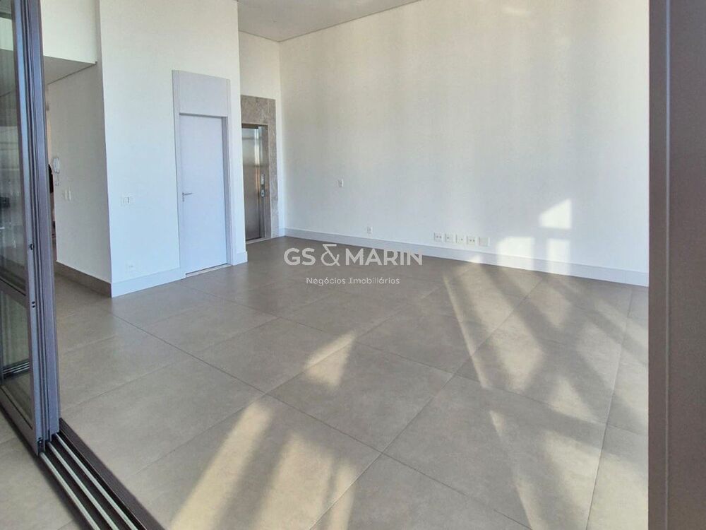Apartamento à venda com 3 quartos, 181m² - Foto 4