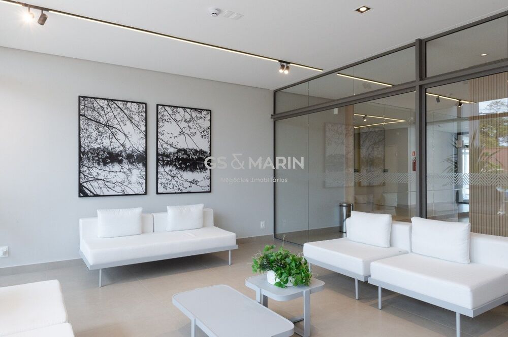 Apartamento à venda com 2 quartos, 70m² - Foto 4