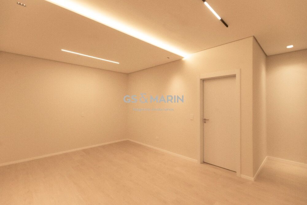 Casa de Condomínio à venda com 3 quartos, 294m² - Foto 6