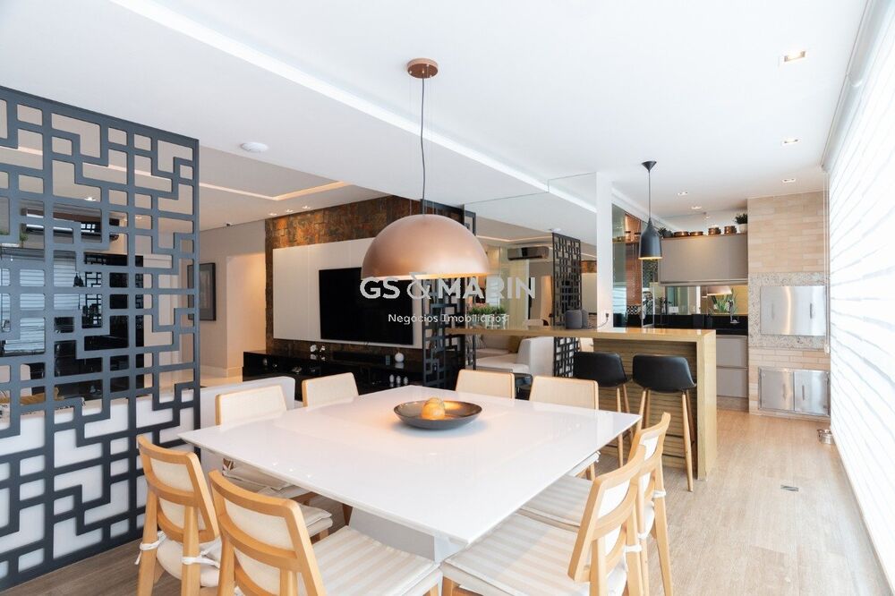 Apartamento à venda com 3 quartos, 165m² - Foto 2