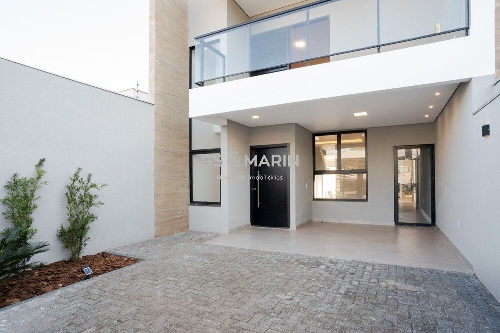 Casa, 3 quartos, 156 m² - Foto 1