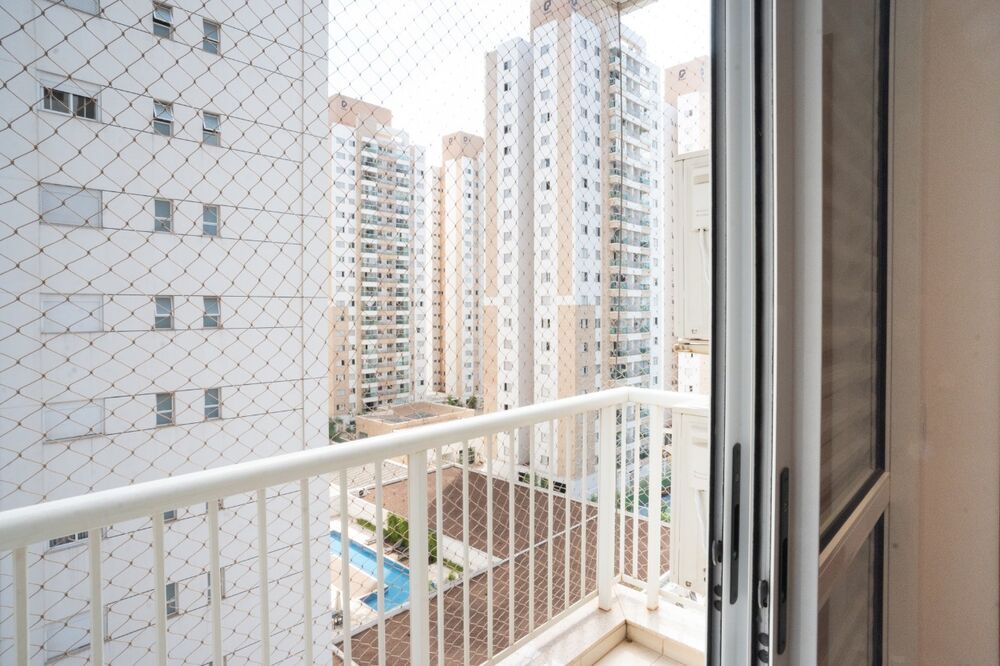 Apartamento à venda com 2 quartos, 81m² - Foto 3