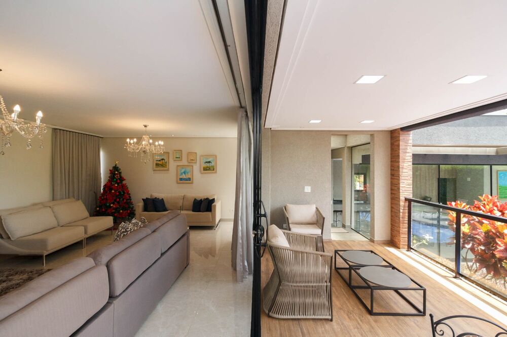 Casa de Condomínio à venda com 3 quartos, 318m² - Foto 3
