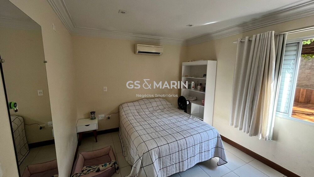 Casa à venda com 3 quartos, 275m² - Foto 2