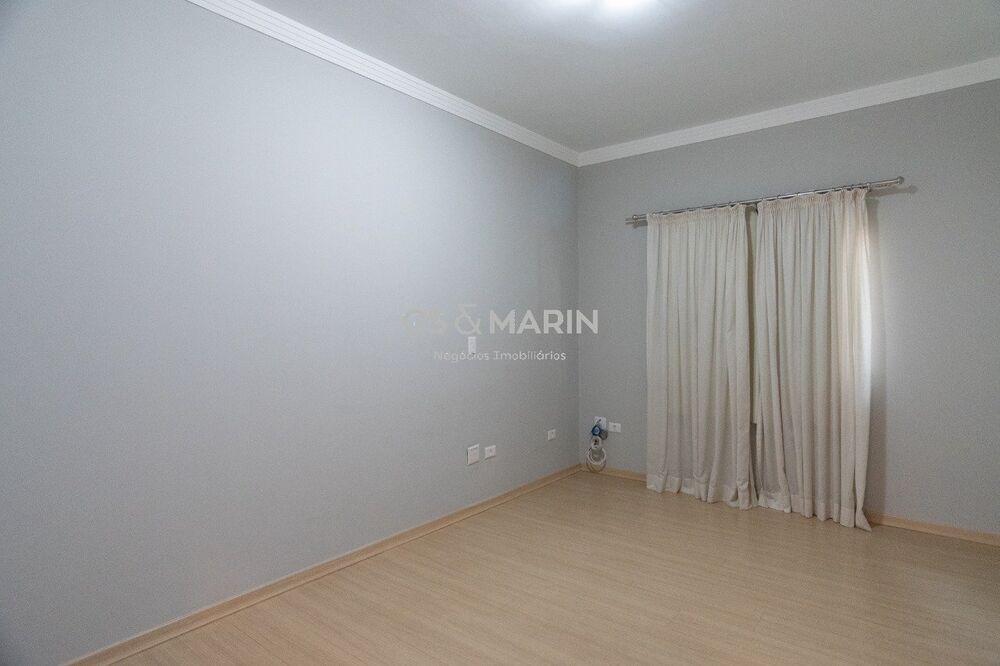 Casa, 3 quartos, 280 m² - Foto 1