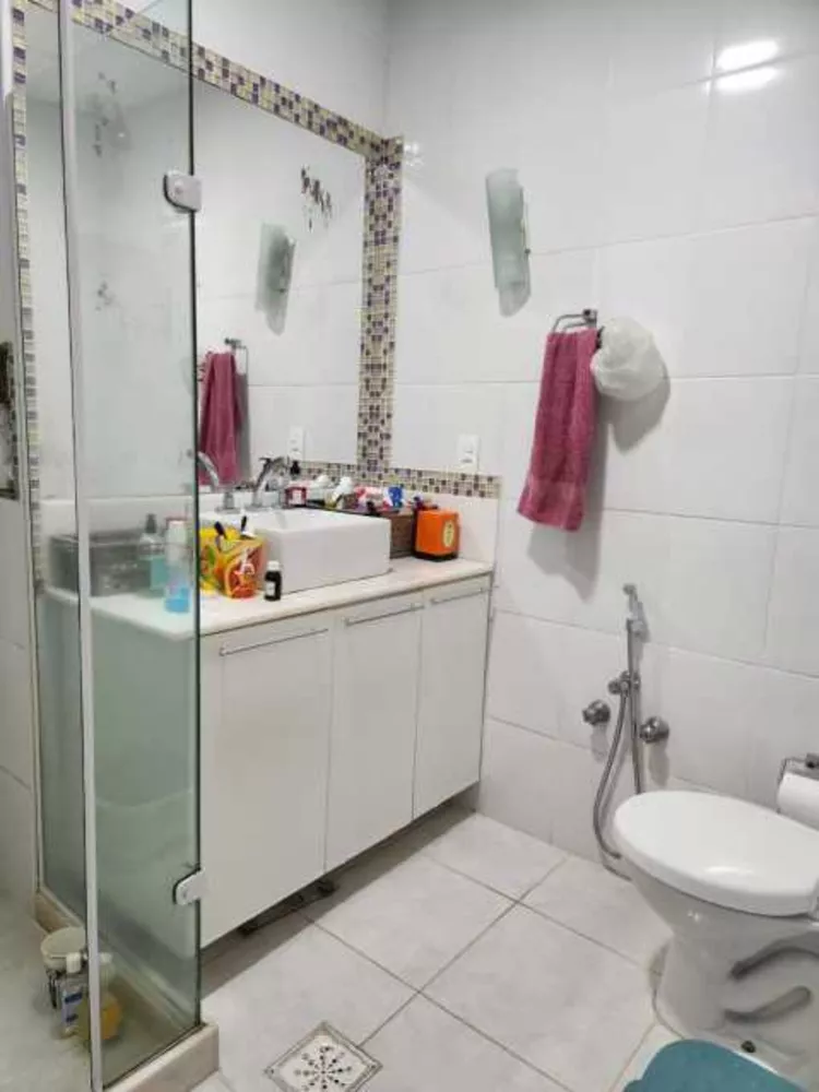Apartamento, 3 quartos, 130 m² - Foto 2