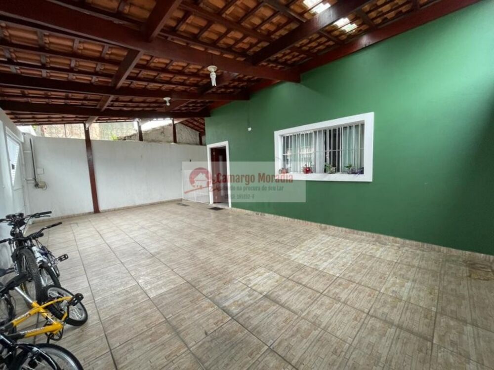 Sobrado à venda com 3 quartos, 137m² - Foto 1