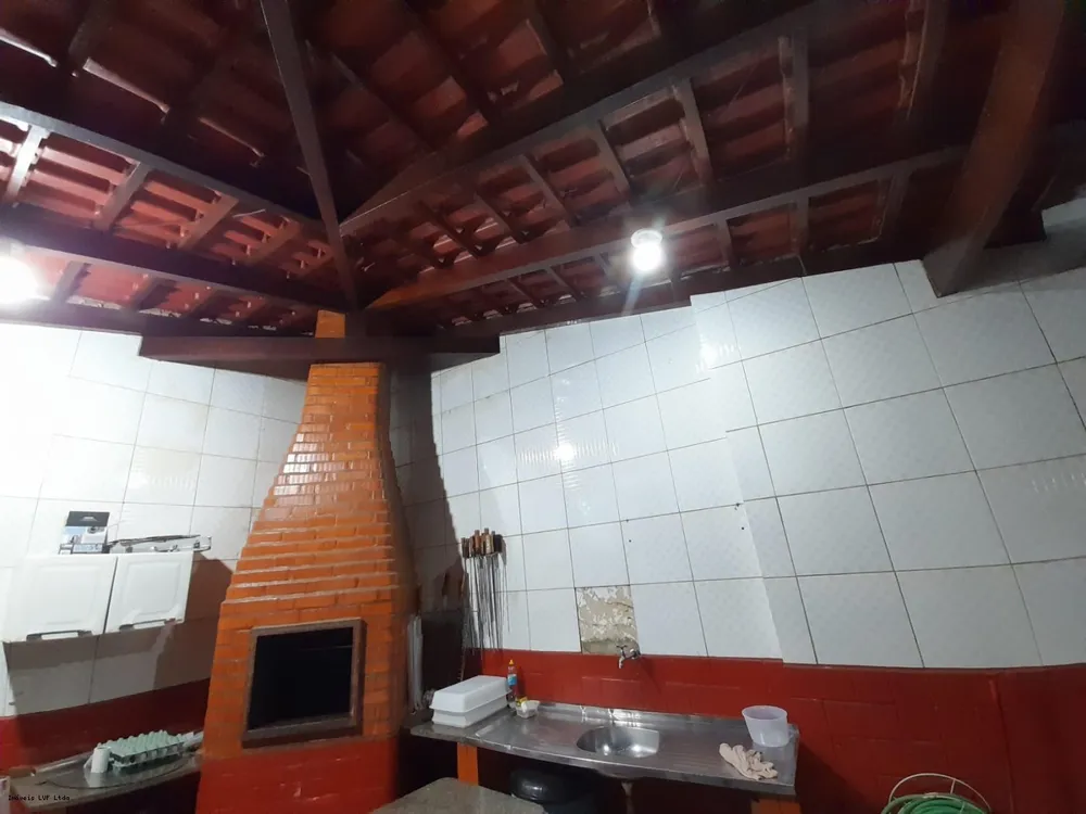 Casa, 4 quartos, 343 m² - Foto 2