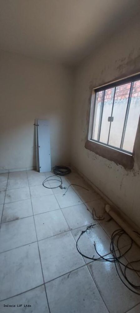 Casa à venda com 3 quartos, 300m² - Foto 8