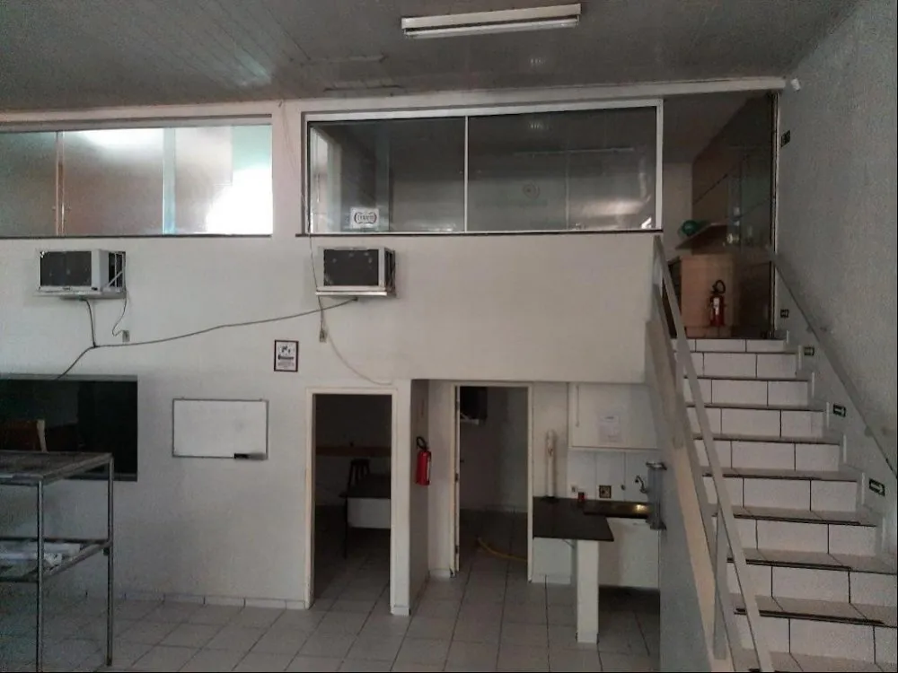Depósito-Galpão, 235 m² - Foto 13