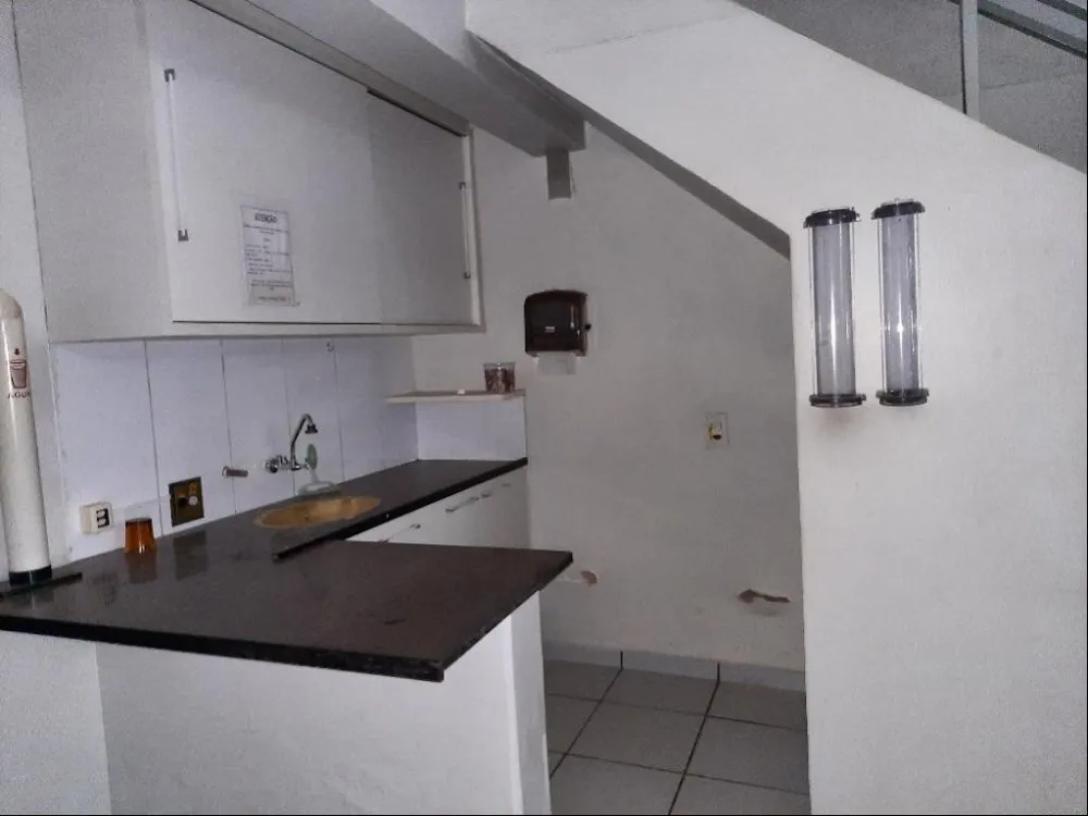 Depósito-Galpão, 235 m² - Foto 2