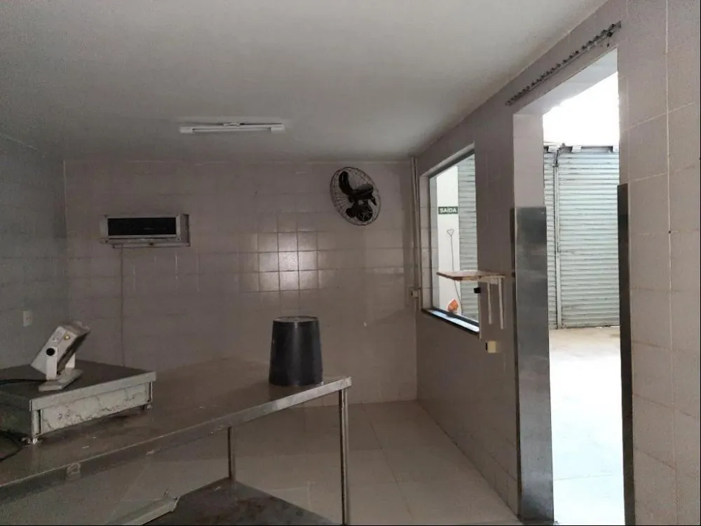 Depósito-Galpão, 235 m² - Foto 17