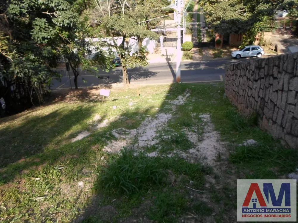 Terreno à venda, 600m² - Foto 1