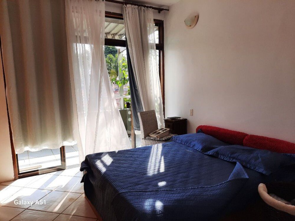 Casa de Condomínio à venda com 3 quartos, 380m² - Foto 10