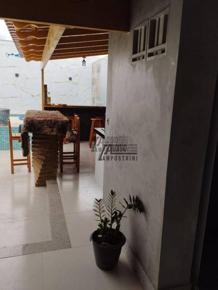 Casa à venda com 2 quartos, 170m² - Foto 16