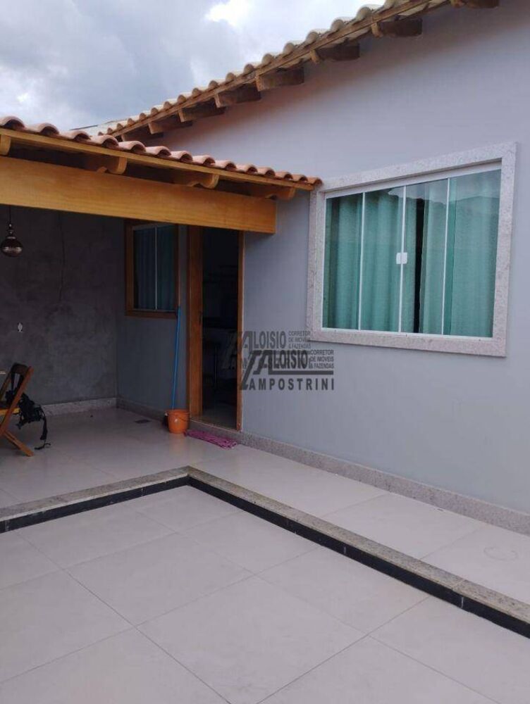 Casa à venda com 2 quartos, 170m² - Foto 4