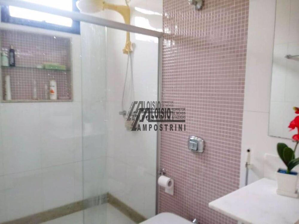 Casa, 3 quartos, 250 m² - Foto 18