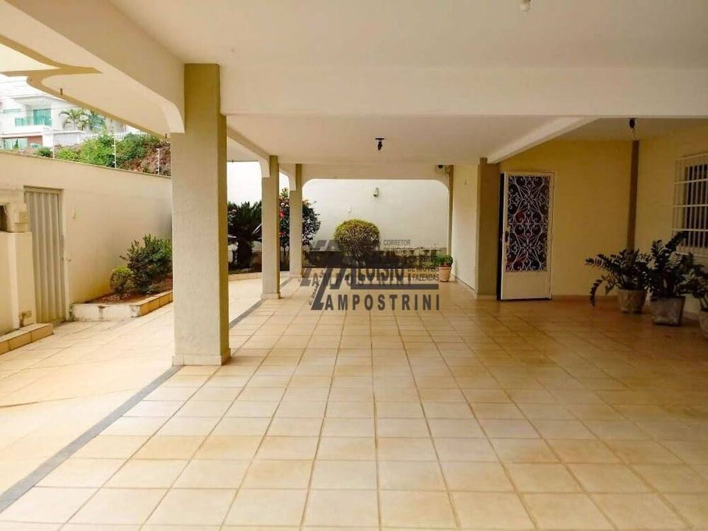 Casa, 3 quartos, 250 m² - Foto 3