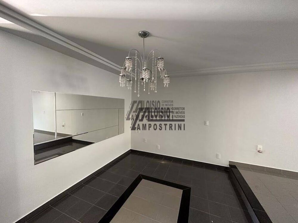Casa, 5 quartos, 350 m² - Foto 5