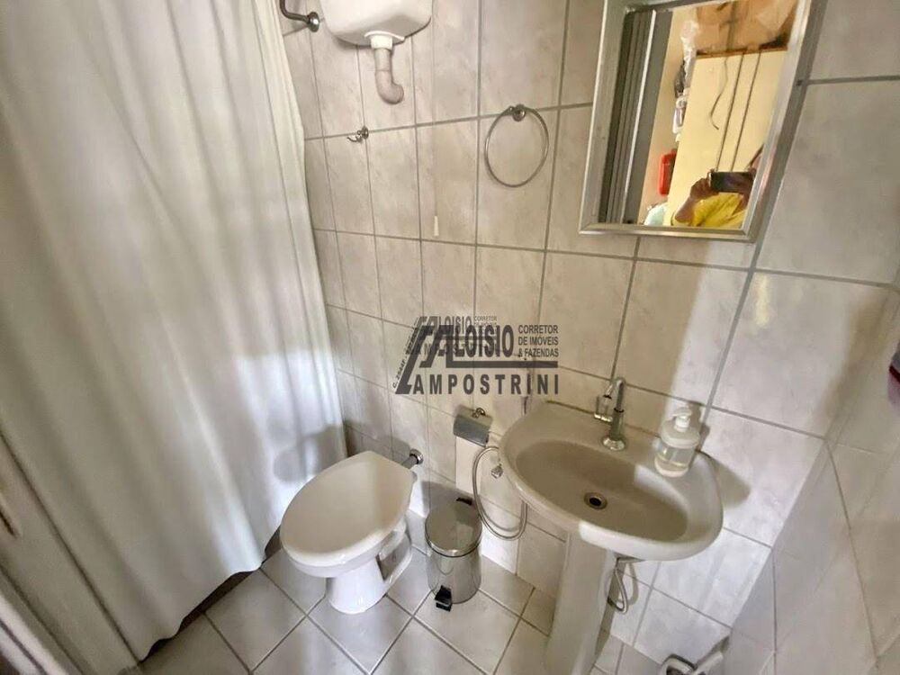 Apartamento à venda com 3 quartos, 240m² - Foto 8