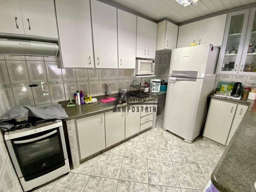 Apartamento à venda com 3 quartos, 240m² - Foto 7