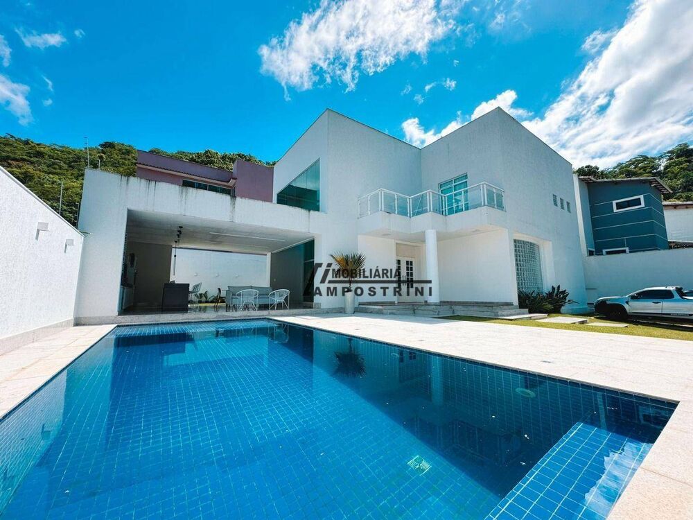 Casa, 4 quartos, 440 m² - Foto 1
