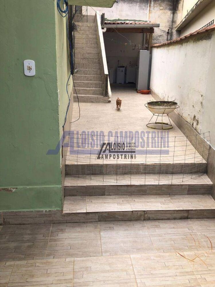 Casa à venda com 3 quartos, 150m² - Foto 2