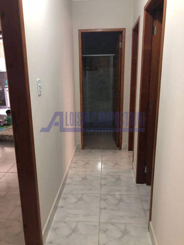 Casa à venda com 3 quartos, 150m² - Foto 4