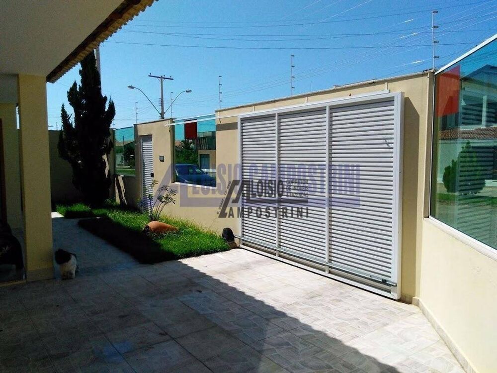 Casa à venda com 3 quartos, 130m² - Foto 3