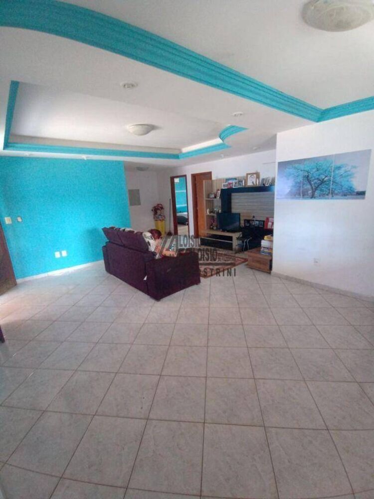 Casa à venda com 3 quartos, 440m² - Foto 9