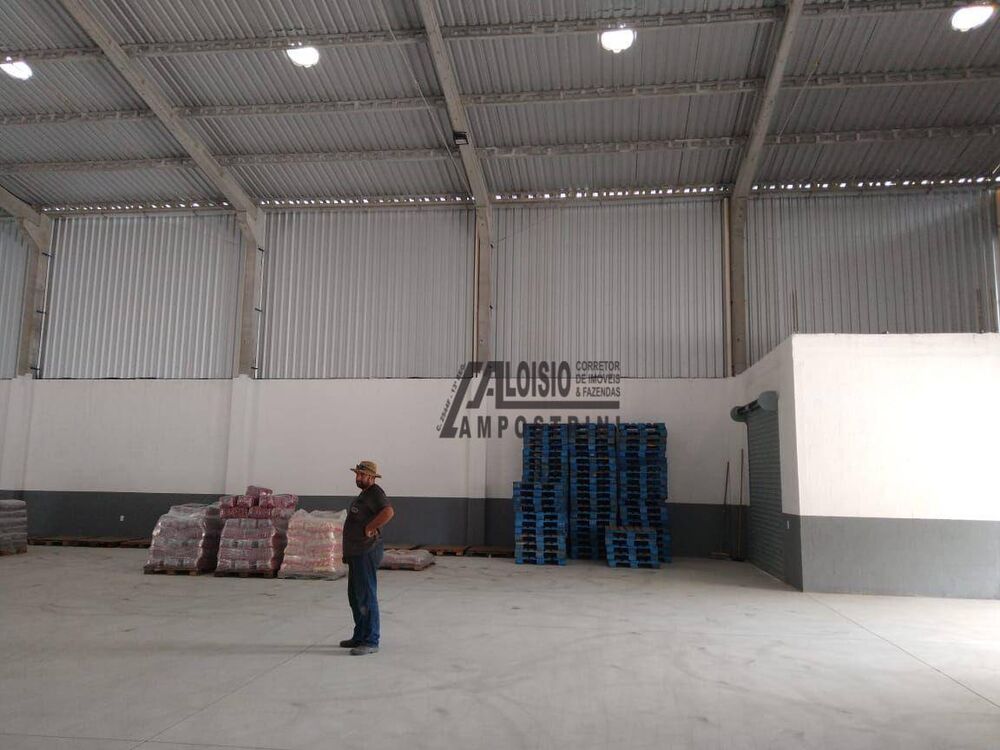 Depósito-Galpão-Armazém para alugar, 1430m² - Foto 1