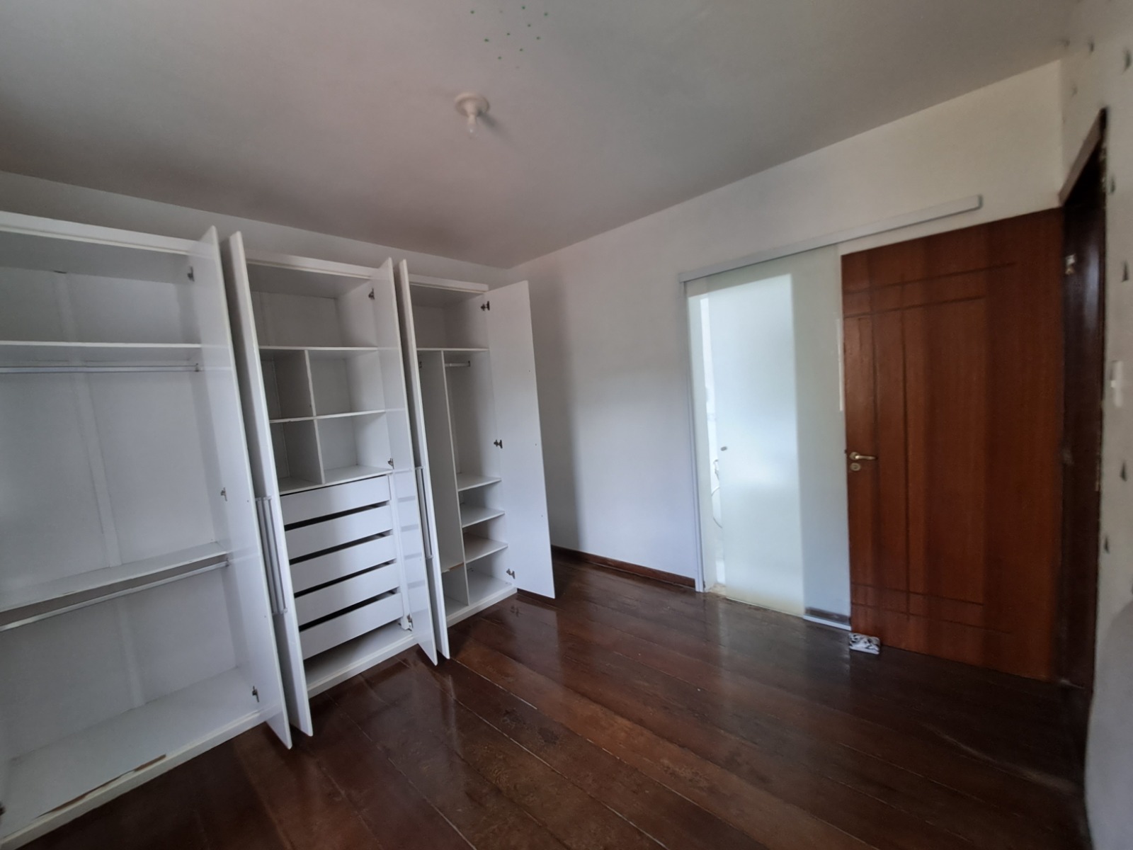 Apartamento à venda com 2 quartos, 68m² - Foto 6