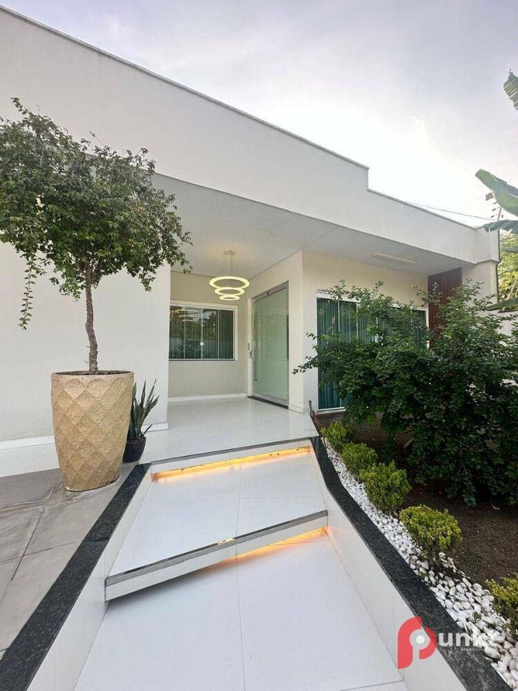 Casa, 4 quartos, 277 m² - Foto 1