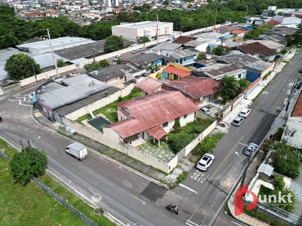 Casa, 4 quartos, 325 m² - Foto 1