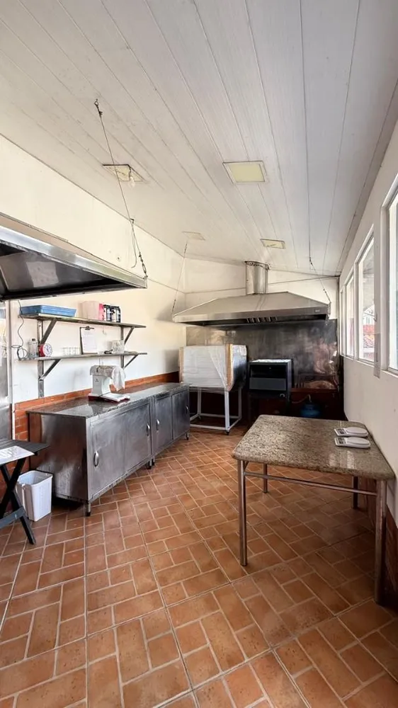 Casa, 7 quartos, 480 m² - Foto 9