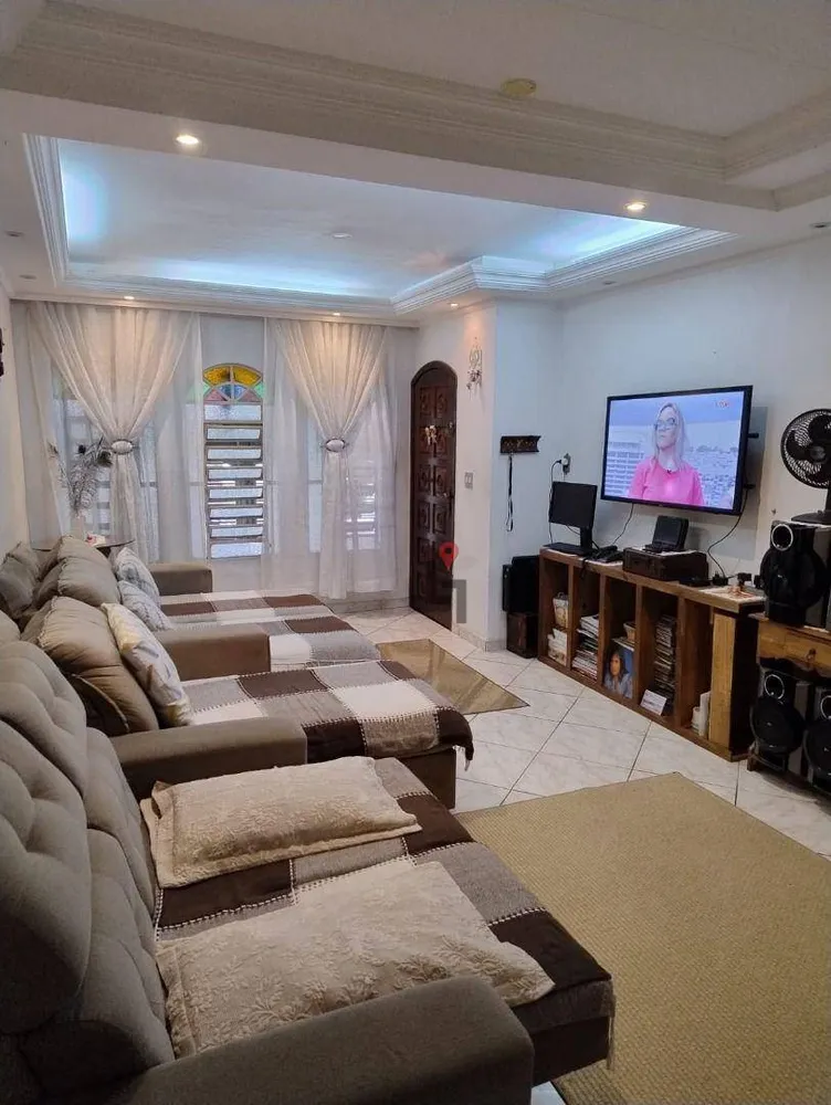 Casa, 3 quartos, 188 m² - Foto 2
