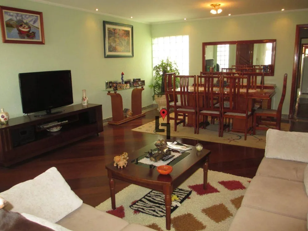 Sobrado, 3 quartos, 220 m² - Foto 1