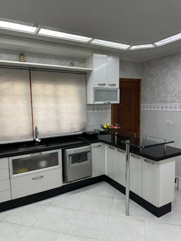 Sobrado, 3 quartos, 195 m² - Foto 1