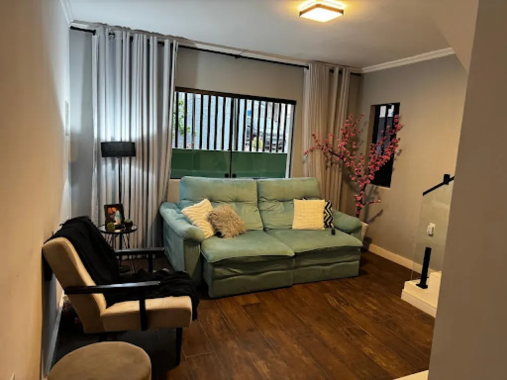 Sobrado, 3 quartos, 196 m² - Foto 2