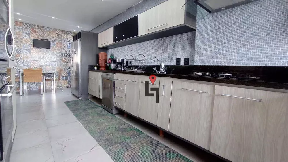 Apartamento, 3 quartos, 158 m² - Foto 1