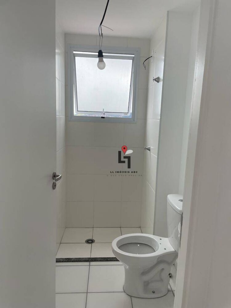 Apartamento à venda com 2 quartos, 42m² - Foto 3